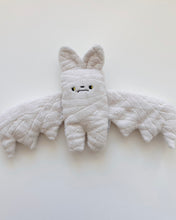 Load image into Gallery viewer, Milton the Mummy bat with green eyes
