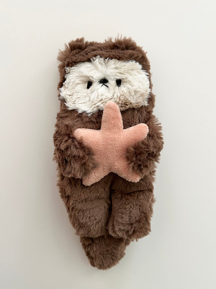 Hot Chocolate Sea otter with starfish