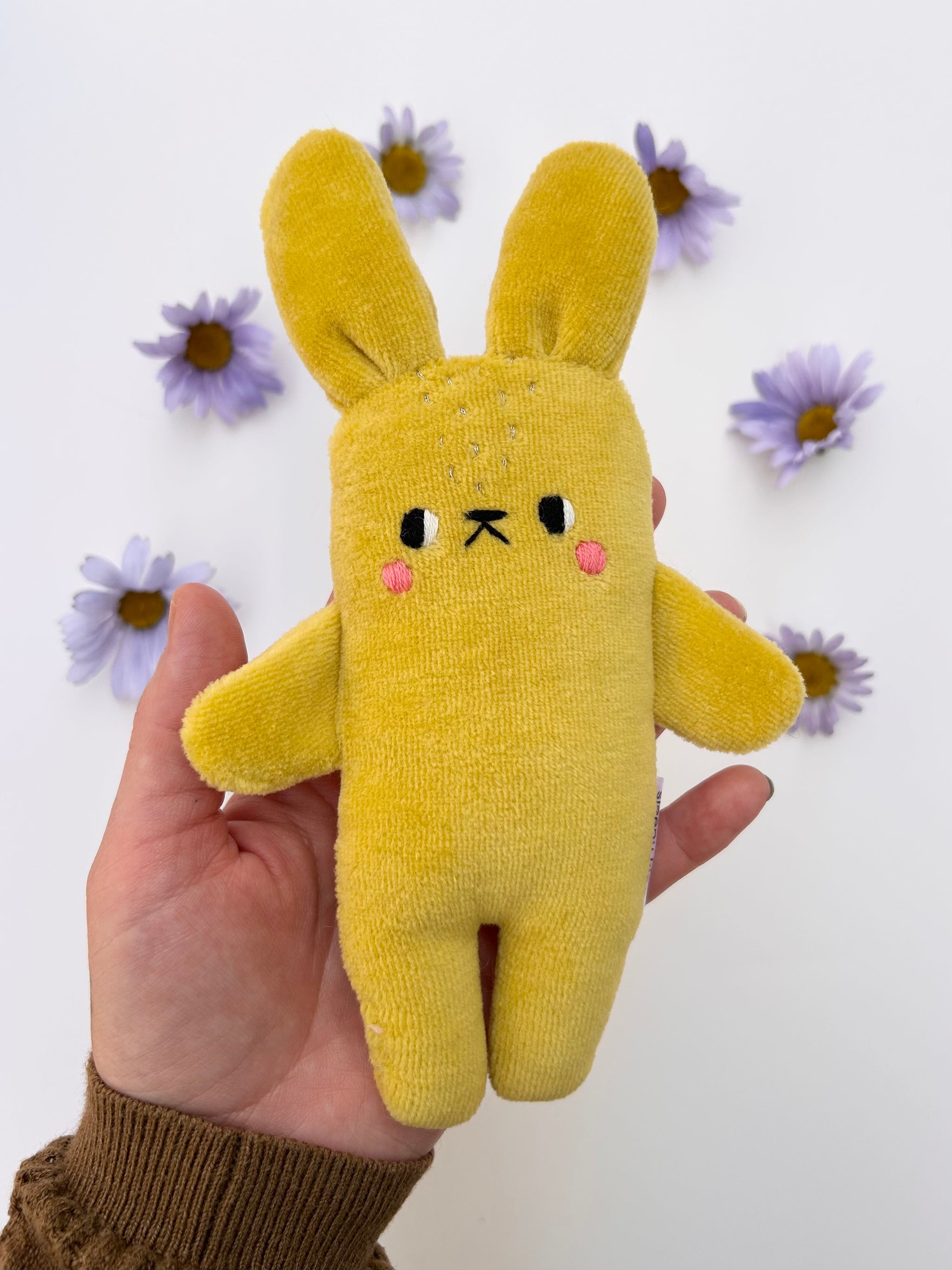 Lemon Loaf the bunny – sleepy king