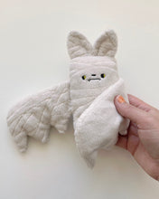 Load image into Gallery viewer, Milton the Mummy bat with green eyes
