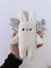 Load image into Gallery viewer, Snowdrop the bunny
