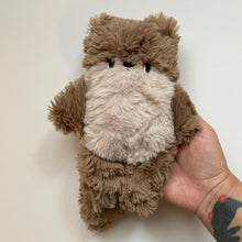 Load image into Gallery viewer, Mochaccino the river otter - Made to order
