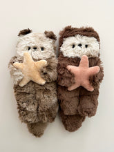 Load image into Gallery viewer, Rocky Road the Sea otter with a starfish
