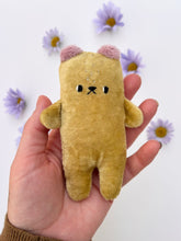 Load image into Gallery viewer, Golden Milk the tiny bear with lavender ears
