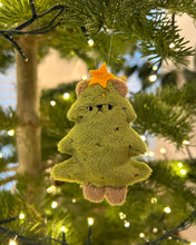 Load image into Gallery viewer, Bear tree ornament with orange star
