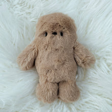 Load image into Gallery viewer, Chestnut the seal
