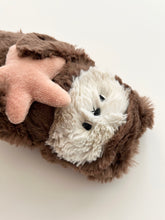 Load image into Gallery viewer, Hot Chocolate Sea otter with starfish
