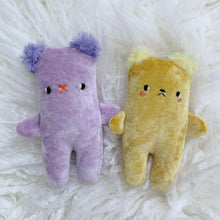 Load image into Gallery viewer, Blushing lemon puff bear
