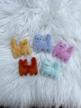 Load image into Gallery viewer, Minty tiny cat
