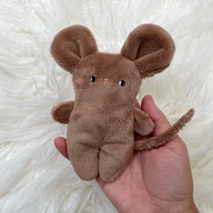 Brownie the little Mouse - weighted