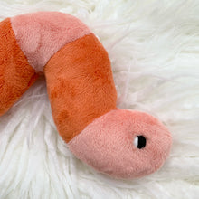 Load image into Gallery viewer, Papaya Caterpillar
