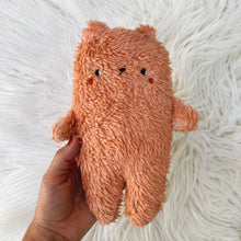 Load image into Gallery viewer, Dahlia bear
