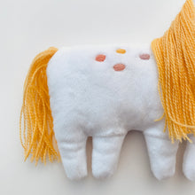 Load image into Gallery viewer, Vanilla Cream the Pony

