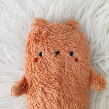 Load image into Gallery viewer, Dahlia bear

