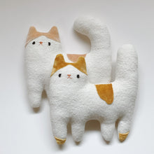 Load image into Gallery viewer, Peachy the Cat
