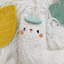 Load image into Gallery viewer, Leaf the Alpaca - Organic
