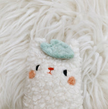 Load image into Gallery viewer, Leaf the Alpaca - Organic
