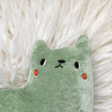 Load image into Gallery viewer, Green Tea Cat
