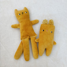 Load image into Gallery viewer, Dandelion The Tall Cat Doll - Organic
