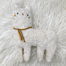 Load image into Gallery viewer, Walnut Alpaca
